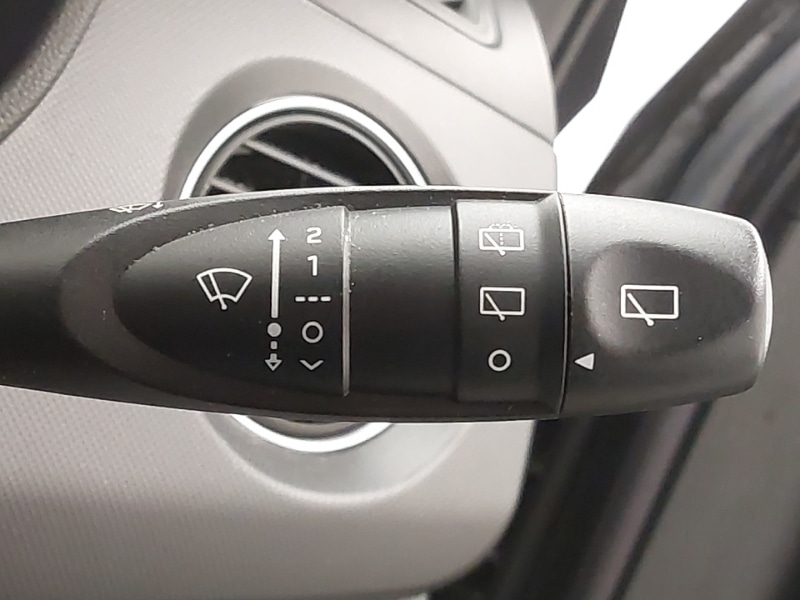 Used Hyundai i10 2017 for sale - 76763844: Photo 17