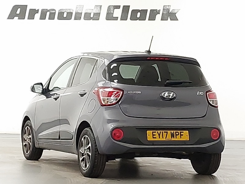 Used Hyundai i10 2017 for sale - 76763844: Photo 3