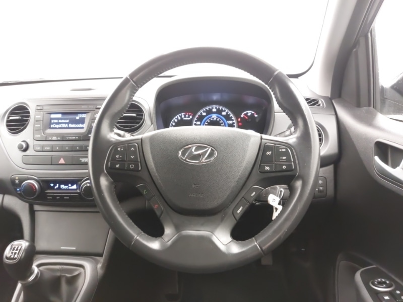 Used Hyundai i10 2017 for sale - 76763844: Photo 7