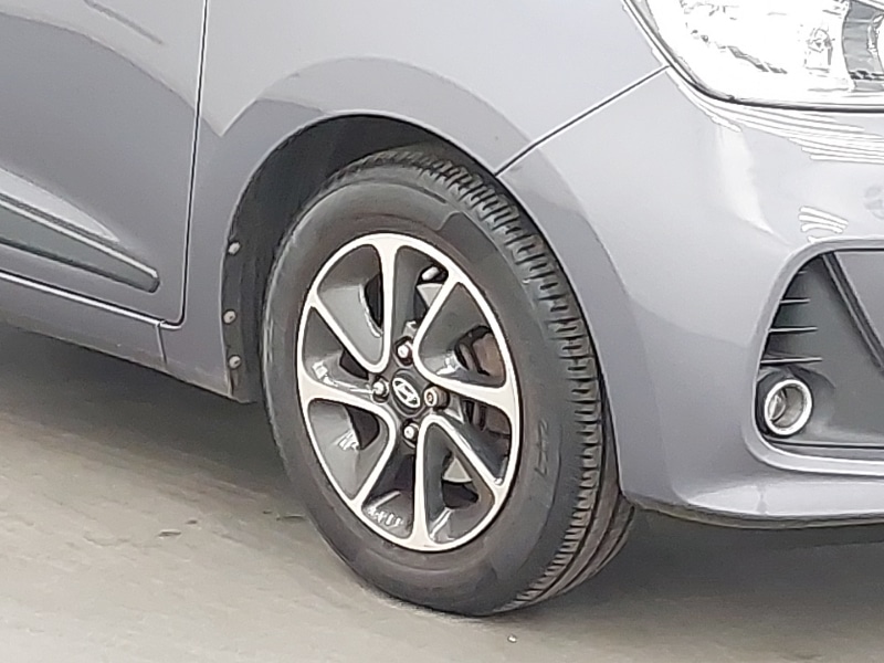 Used Hyundai i10 2017 for sale - 76763844: Photo 9