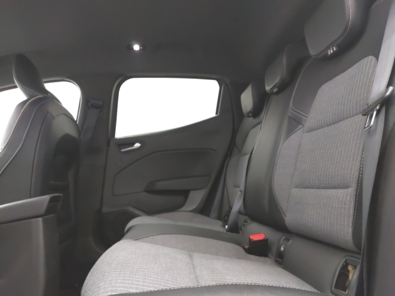 Used Renault Clio 2024 for sale - 77947703: Photo 6