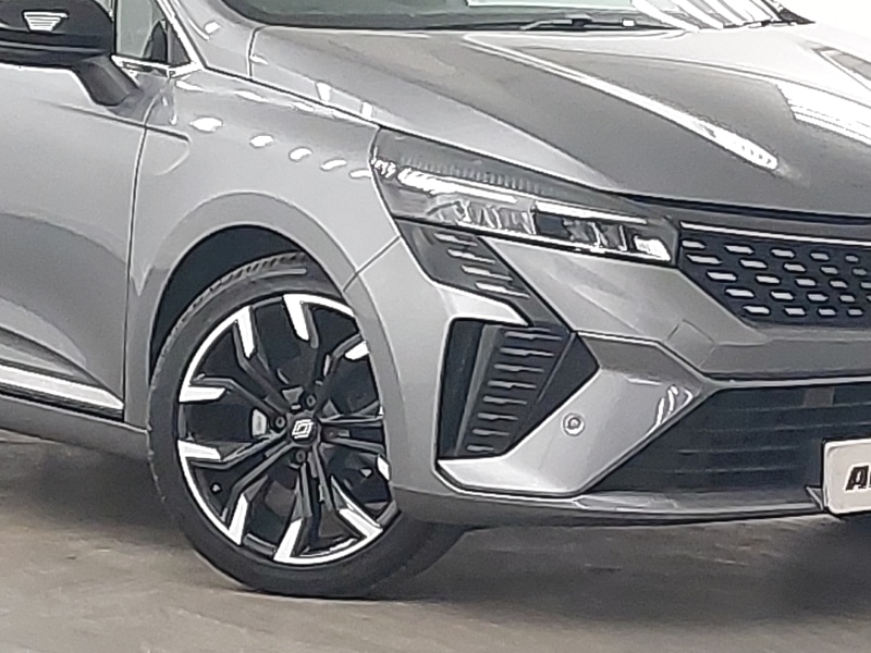 Used Renault Clio 2024 for sale - 77947703: Photo 9