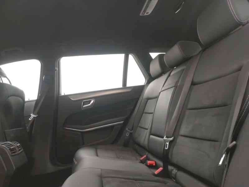 Used Mercedes-Benz E Class 2015 for sale - 76498065: Photo 6