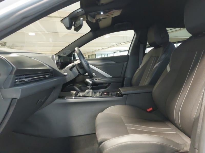 Used Vauxhall Astra 2024 for sale - 76906642: Photo 5