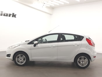 Used Ford Fiesta 2014 for sale - 78983560: Photo