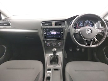 Used Volkswagen Golf 2017 for sale - 78778131: Photo