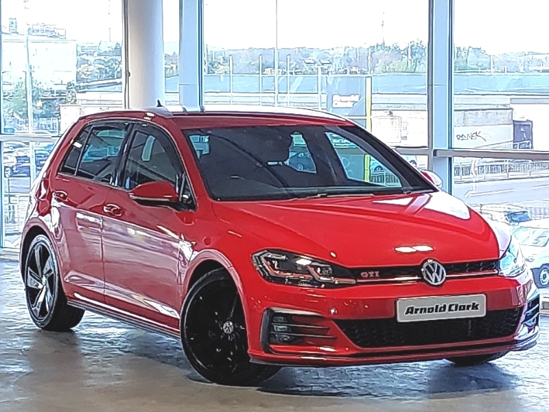 Used Volkswagen Golf 2019 for sale - 76369626: Photo 1