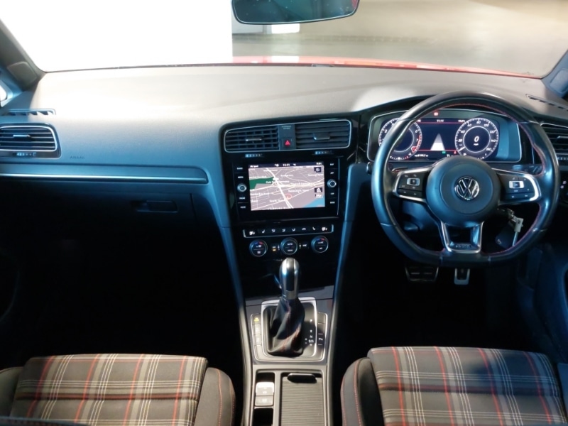 Used Volkswagen Golf 2019 for sale - 76369626: Photo 2