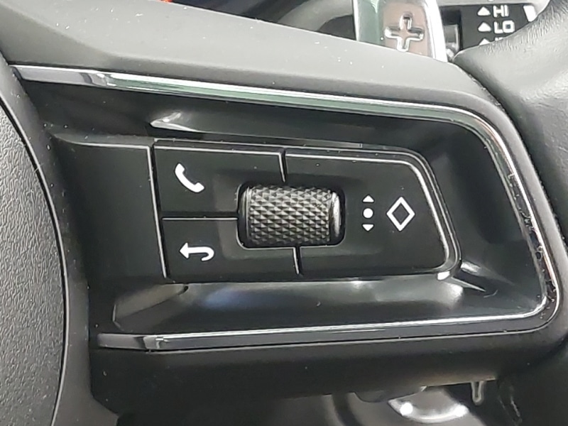 Used Porsche Macan 2021 for sale - 78147214: Photo 14