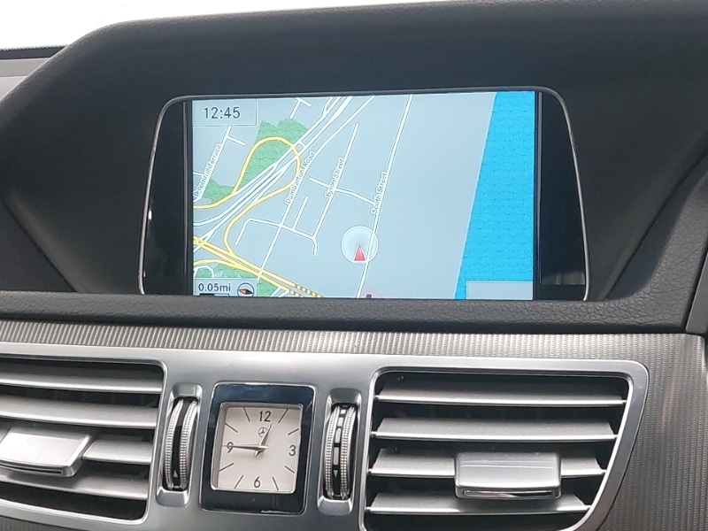 Used Mercedes-Benz E Class 2015 for sale - 76471456: Photo 10