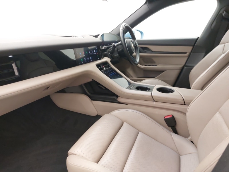 Used Porsche Taycan 2022 for sale - 77907627: Photo 5