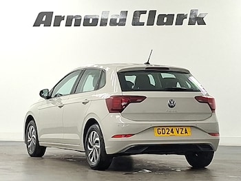 Used Volkswagen Polo 2024 for sale - 79347968: Photo