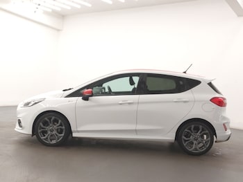Used Ford Fiesta 2018 for sale - 77097125: Photo
