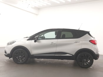 Used Renault Captur 2017 for sale - 76589320: Photo