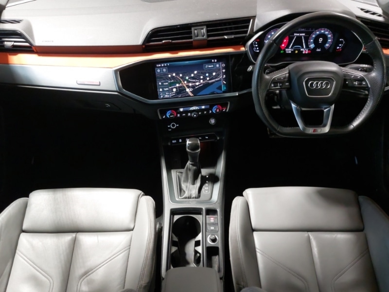 Used Audi Q3 2019 for sale - 77689927: Photo 2