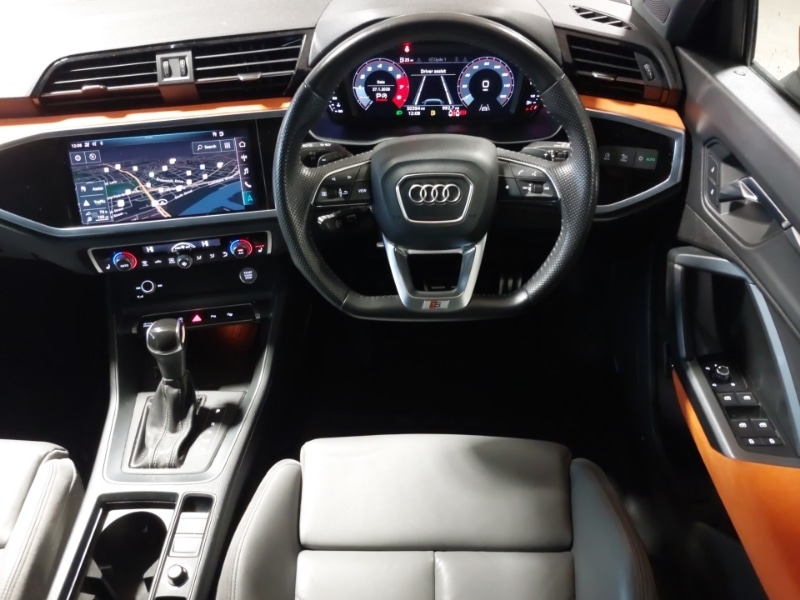 Used Audi Q3 2019 for sale - 77689927: Photo 7