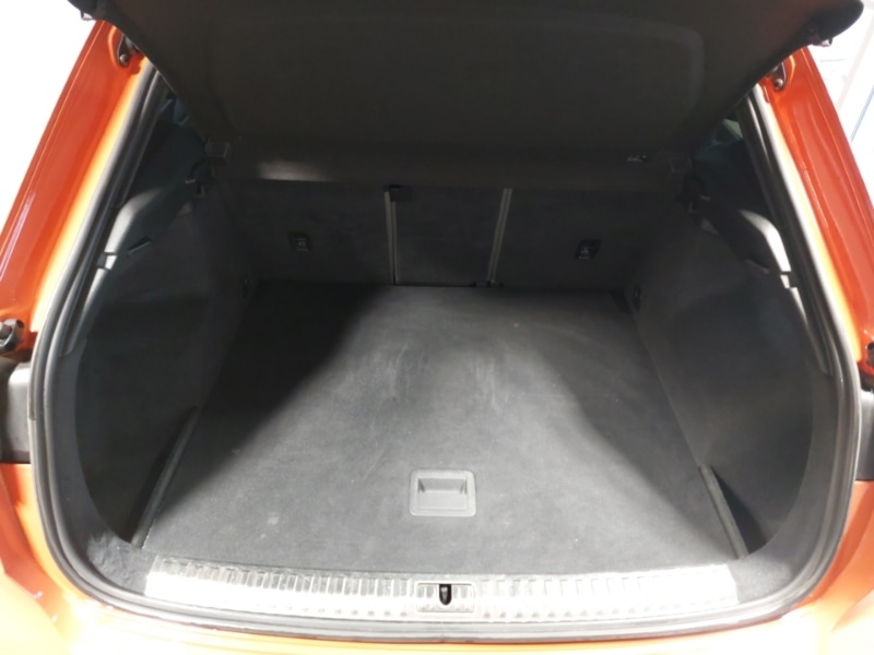 Used Audi Q3 2019 for sale - 77689927: Photo 8