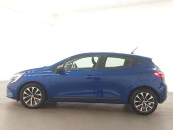 Used Renault Clio 2023 for sale - 74809512: Photo