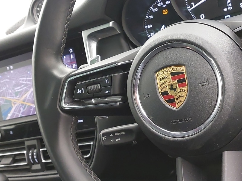 Used Porsche Macan 2021 for sale - 77694968: Photo 11