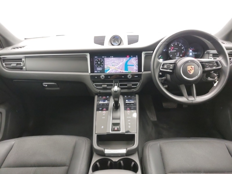 Used Porsche Macan 2021 for sale - 77694968: Photo 2