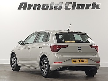 Used Volkswagen Polo 2024 for sale - 78656177: Photo