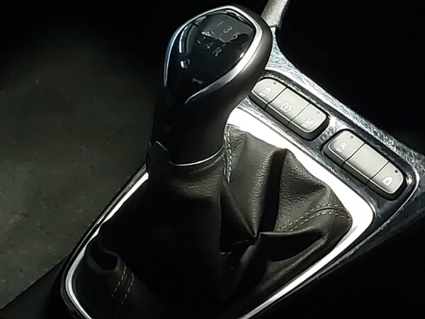 Used Vauxhall Crossland 2022 for sale - 76244203: Photo 14