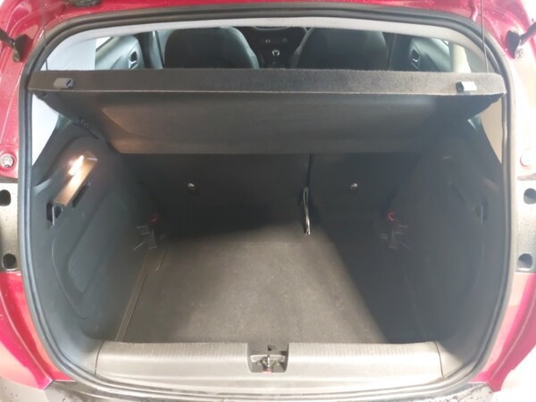 Used Vauxhall Crossland 2022 for sale - 76244203: Photo 8