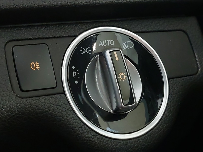 Used Mercedes-Benz C Class 2013 for sale - 77610904: Photo 17