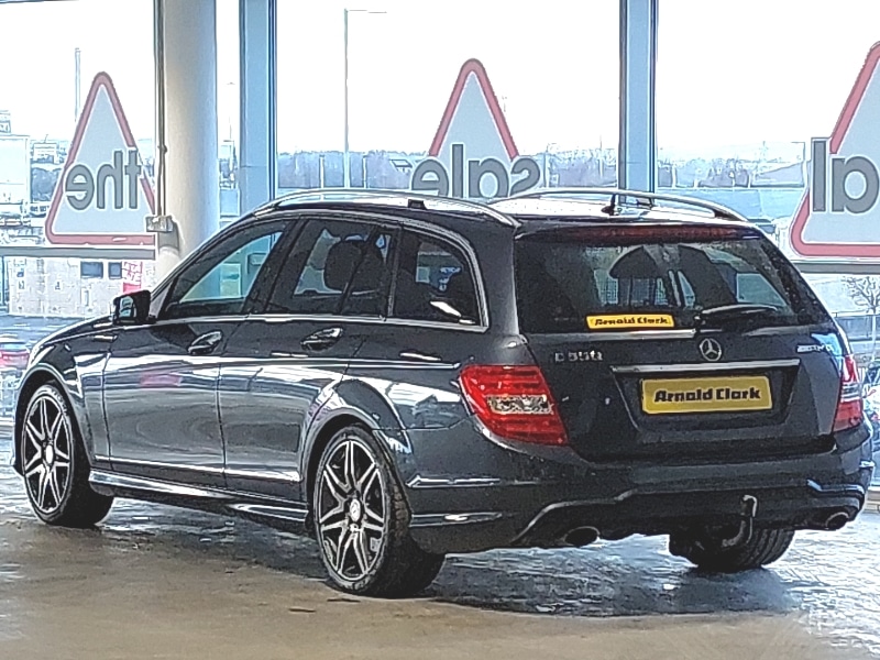 Used Mercedes-Benz C Class 2013 for sale - 77610904: Photo 3