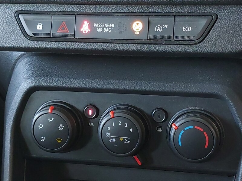 Used Dacia Sandero 2024 for sale - 77964177: Photo 13