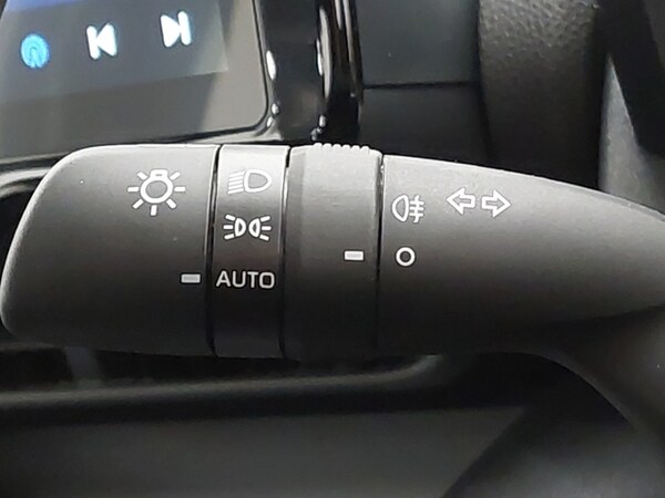 Used Mazda Mazda2 HYBRID 2025 for sale - 76238216: Photo 15