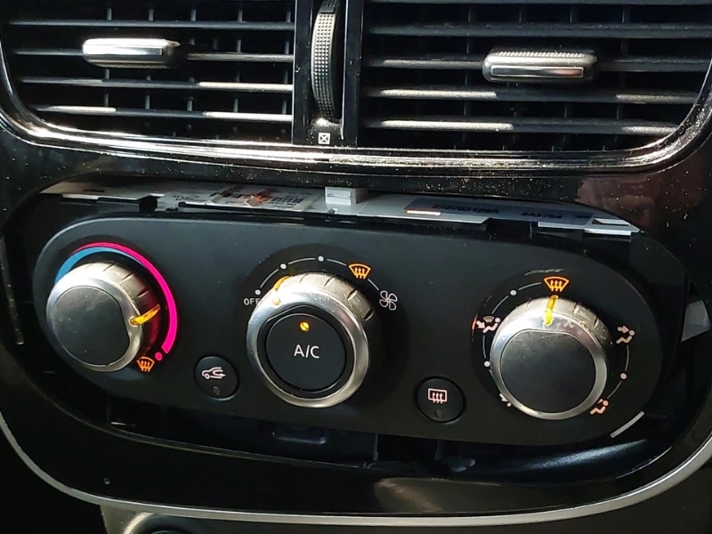 Used Renault Clio 2018 for sale - 77150008: Photo 12