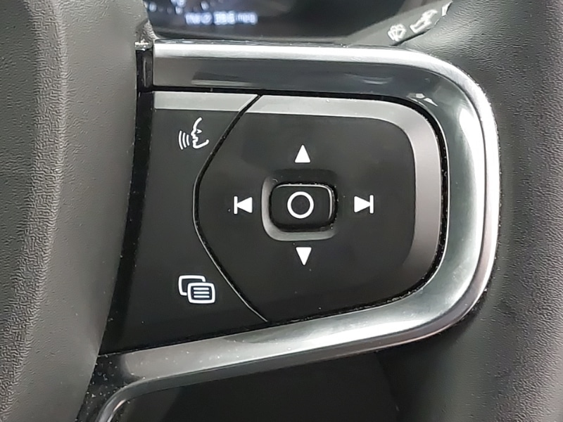 Used Volvo XC40 2021 for sale - 77750911: Photo 14