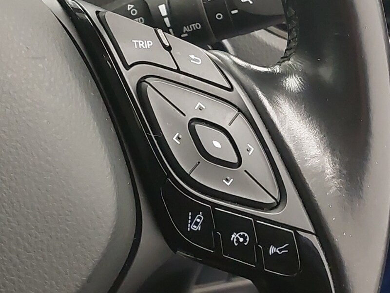 Used Toyota C-HR 2018 for sale - 77846851: Photo 14