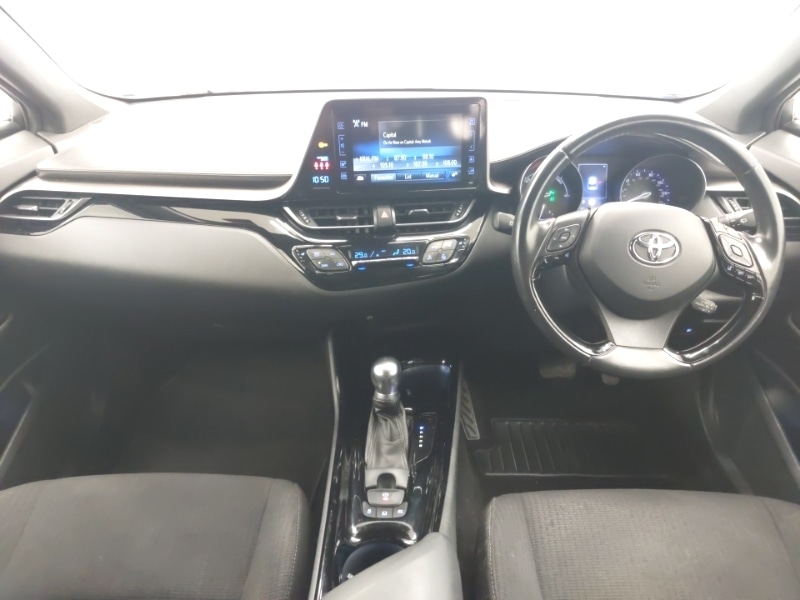 Used Toyota C-HR 2018 for sale - 77846851: Photo 2