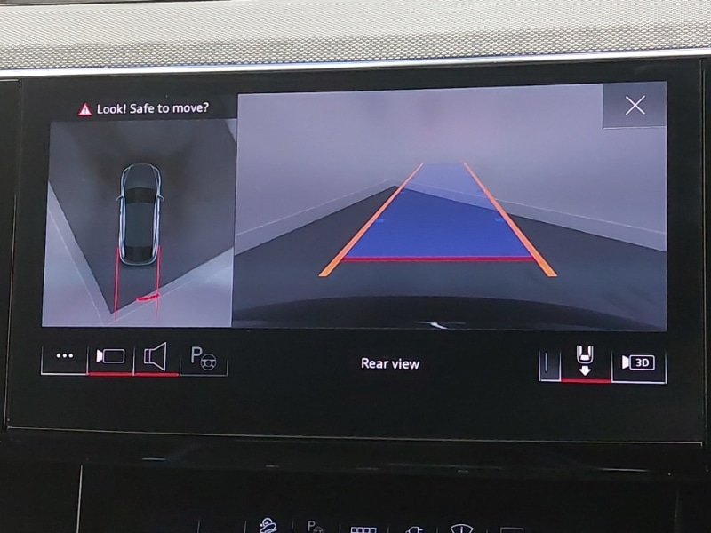 Used Audi Q8 2023 for sale - 77907633: Photo 17