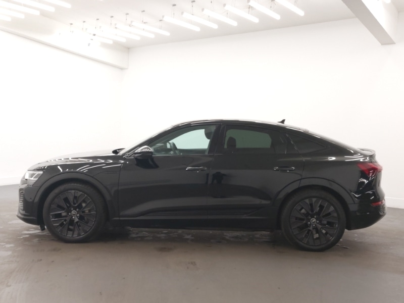 Used Audi Q8 2023 for sale - 77907633: Photo 4