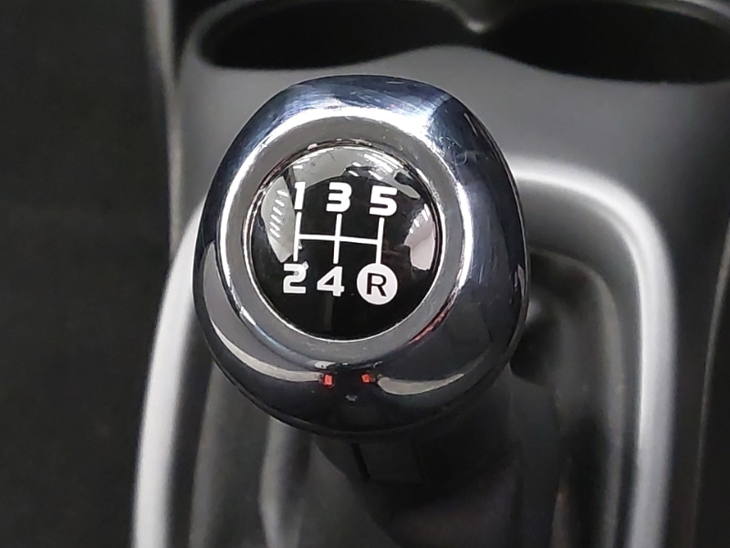 Used Toyota AYGO 2019 for sale - 77105517: Photo 17