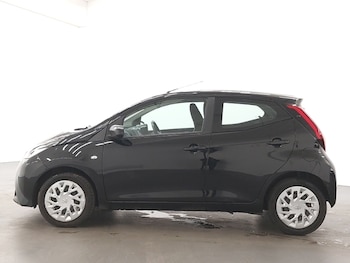 Used Toyota AYGO 2019 for sale - 77105517: Photo