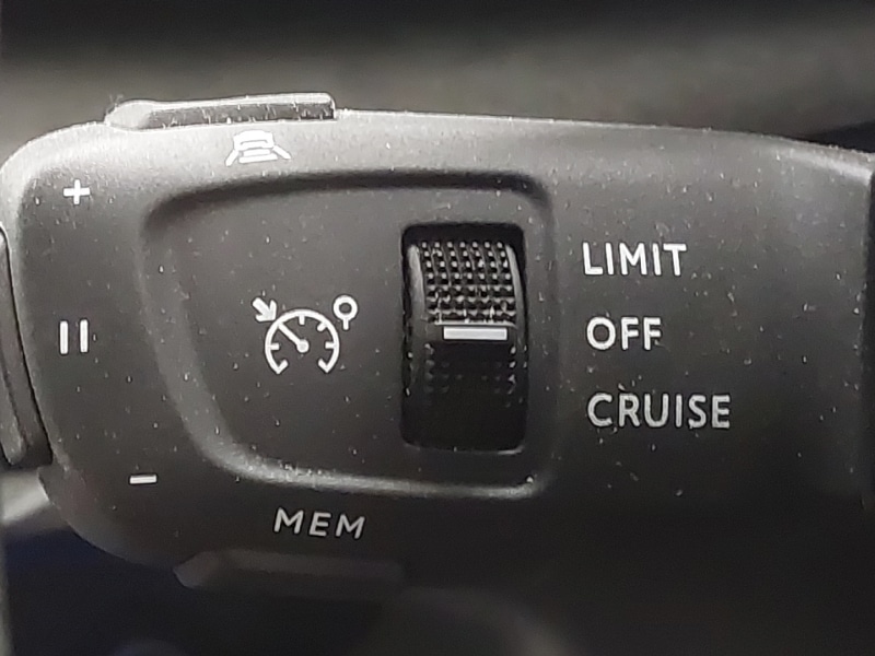 Used Peugeot 5008 2023 for sale - 77293848: Photo 15