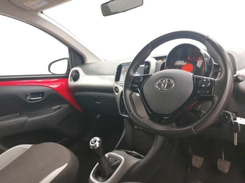 Used Toyota AYGO 2017 for sale - 77823048: Photo 19