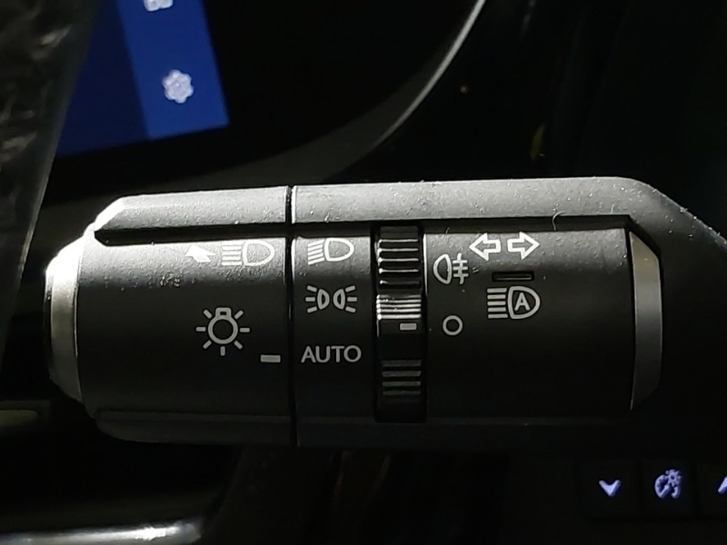 Used Lexus ES 2023 for sale - 76737071: Photo 18