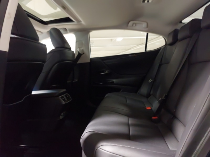 Used Lexus ES 2023 for sale - 76737071: Photo 6