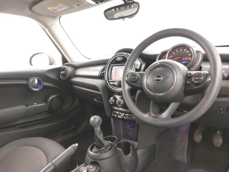 Used MINI Hatch 2019 for sale - 76695692: Photo 18