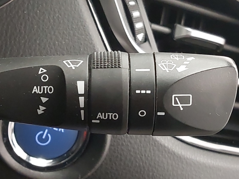 Used Toyota C-HR 2018 for sale - 77992791: Photo 17