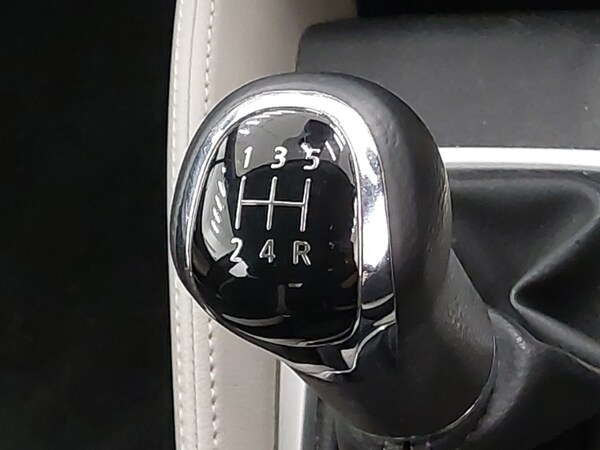 Used Nissan Micra 2018 for sale - 76269065: Photo 17
