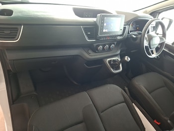 Used Renault Trafic 2024 for sale - 79618493: Photo