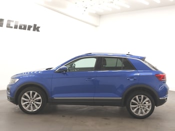 Used Volkswagen T-Roc 2018 for sale - 78771190: Photo