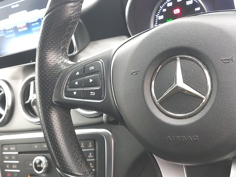 Used Mercedes-Benz CLA 2018 for sale - 77652347: Photo 11