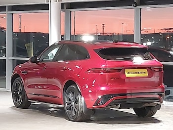 Used Jaguar F-Pace 2022 for sale - 76737039: Photo
